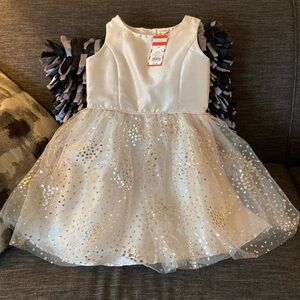 Cat & Jack girls cream tulle dress size M NWT!